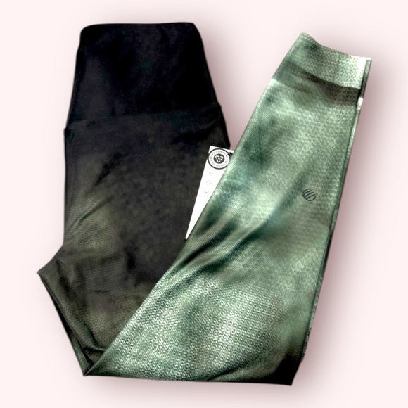 MPG Pants - MPG High Waisted Strive Artistic Forest Black Green Athletic Leggings Size M NWT